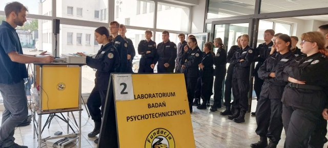 zajecia_policja3