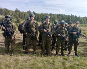 zlot_ustka14 Kadeci podczas szkolenia terenowego.